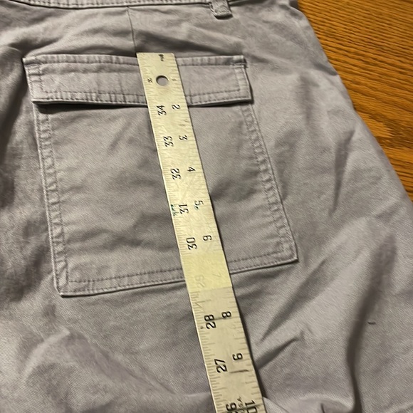 High rise Shorts 3.5” inseam-light blue - Picture 8 of 11